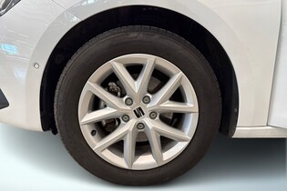 SEAT Leon Sportstourer vaihtoauto