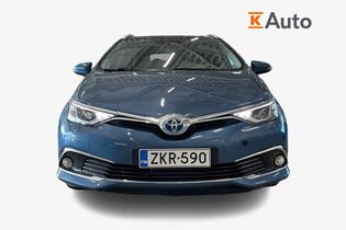 Toyota Auris vaihtoauto