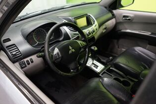 Mitsubishi L200 vaihtoauto