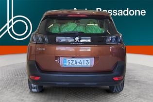 Peugeot 5008 vaihtoauto