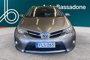Toyota Auris vaihtoauto