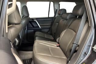 Toyota Land Cruiser vaihtoauto