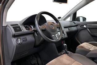 Volkswagen Touran vaihtoauto