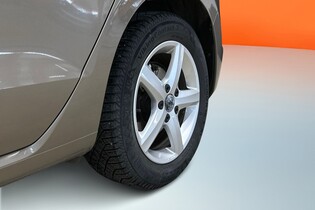 Volkswagen Golf Sportsvan vaihtoauto