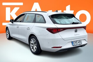 SEAT Leon Sportstourer vaihtoauto