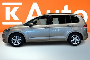Volkswagen Touran vaihtoauto