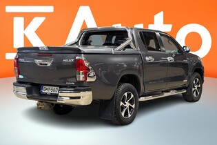 Toyota Hilux vaihtoauto