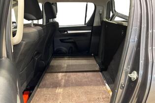 Toyota Hilux vaihtoauto