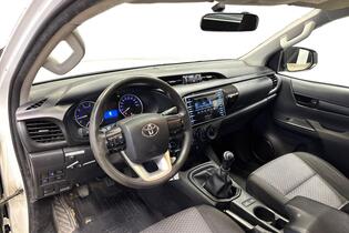Toyota Hilux vaihtoauto