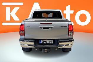 Toyota Hilux vaihtoauto