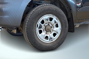 Toyota Hilux vaihtoauto