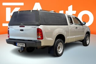 Toyota Hilux vaihtoauto