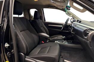 Toyota Hilux vaihtoauto