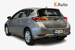 Toyota Auris vaihtoauto