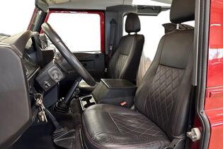 Land Rover Defender vaihtoauto