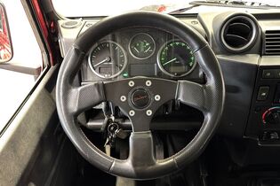 Land Rover Defender vaihtoauto