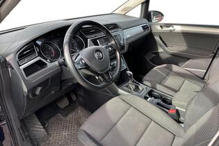 Volkswagen Touran vaihtoauto