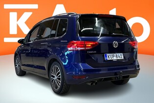 Volkswagen Touran vaihtoauto