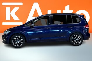 Volkswagen Touran vaihtoauto