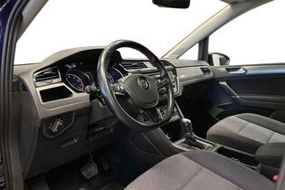 Volkswagen Touran vaihtoauto