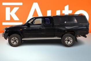 Toyota Hilux vaihtoauto
