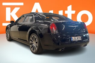 Chrysler 300 vaihtoauto