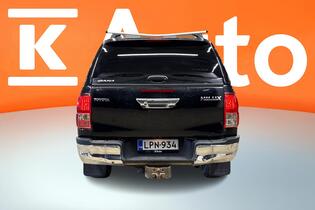 Toyota Hilux vaihtoauto