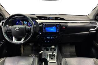 Toyota Hilux vaihtoauto