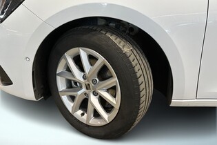 SEAT Leon Sportstourer vaihtoauto