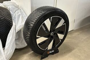 Volvo C40 vaihtoauto