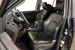 Toyota Land Cruiser vaihtoauto