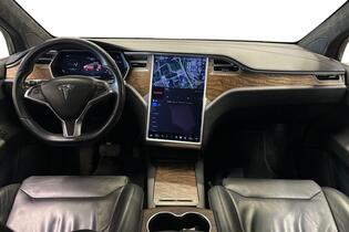 Tesla Model X vaihtoauto