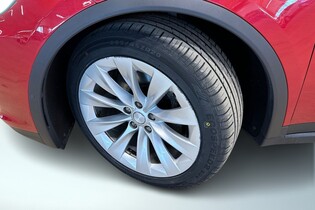 Tesla Model X vaihtoauto