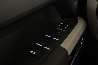 Land Rover Defender vaihtoauto