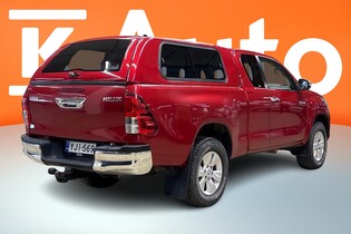 Toyota Hilux vaihtoauto