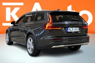 Volvo V60 Cross Country vaihtoauto