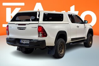 Toyota Hilux vaihtoauto