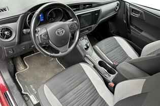 Toyota Auris vaihtoauto