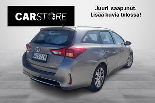 Toyota Auris vaihtoauto