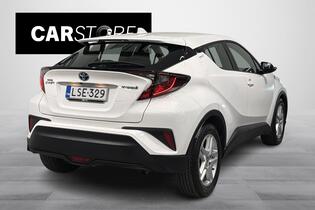 Toyota C-HR vaihtoauto