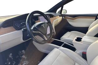 Tesla Model X vaihtoauto