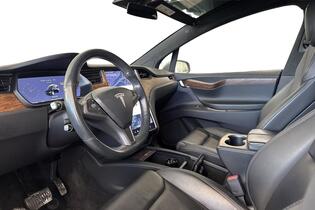 Tesla Model X vaihtoauto