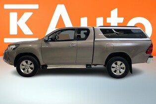 Toyota Hilux vaihtoauto