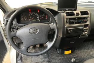 Toyota Hiace vaihtoauto