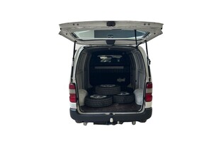 Toyota Hiace vaihtoauto