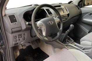 Toyota Hilux vaihtoauto