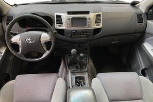 Toyota Hilux vaihtoauto