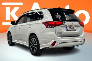 Mitsubishi Outlander PHEV vaihtoauto