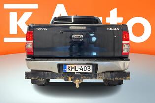 Toyota Hilux vaihtoauto