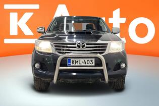 Toyota Hilux vaihtoauto